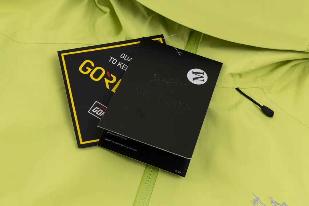 【 】 Hot Sale Arc'teryx Beta LT 26844 Gore-tex ， ， Factory ， ！ bluesign@ N 13LGORE-TEX ， Wear-Resistant， 、 Breathable， ， 20000 Breathable 10000 E 3D ， 3D ， ， ， Authentic YKK ， ， ， ， ， Factory ， ， ， ， 。 ， ， ，Lightweight ， Series ， Quality ！